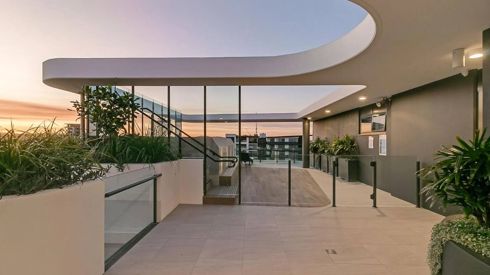 Village 305 Gold Coast Apartment